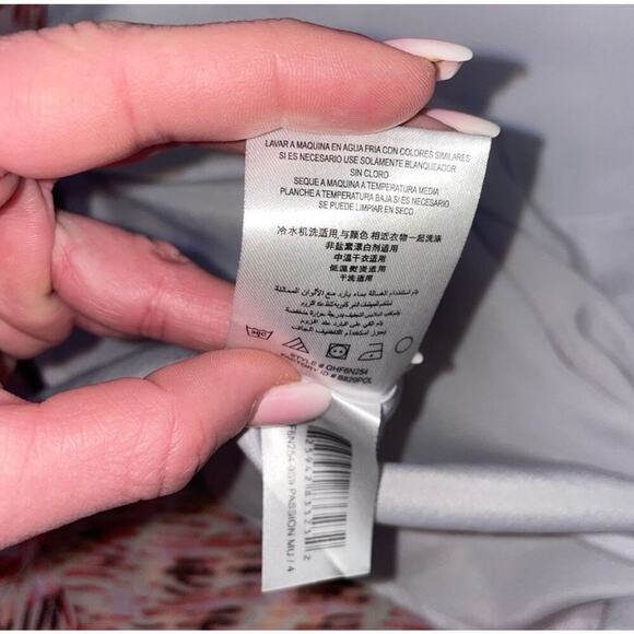 BCBGeneration Passion Pink V Neck Dress Size 4 Pockets Lined Spring Summer Dress - Picture 6 of 9